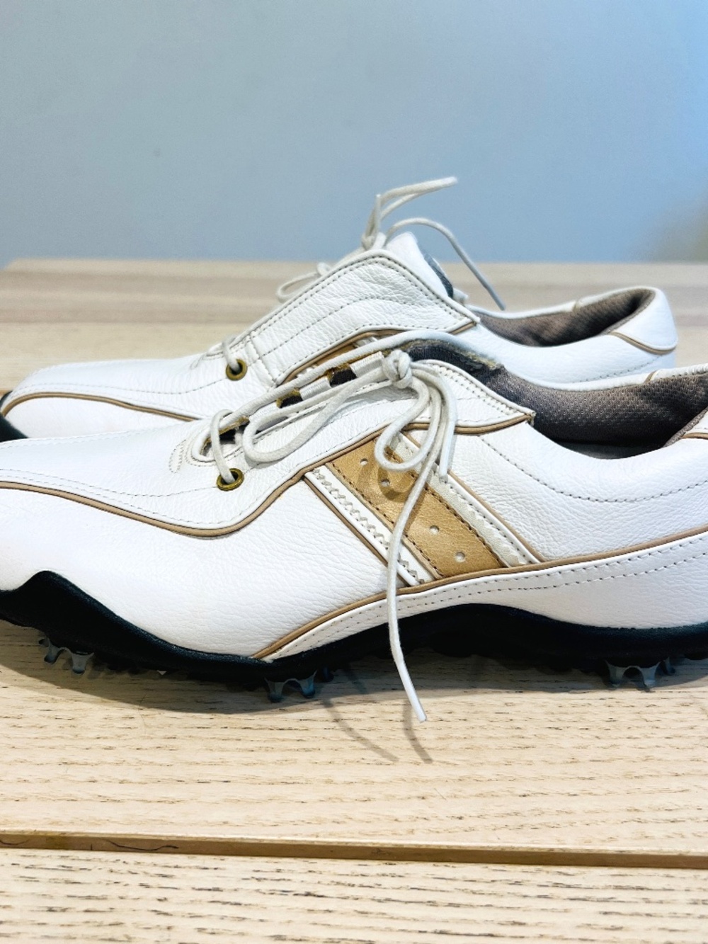 FootJoy LoPro Womens Golf Shoes 97153 White tan Leather Spikes 7M country club